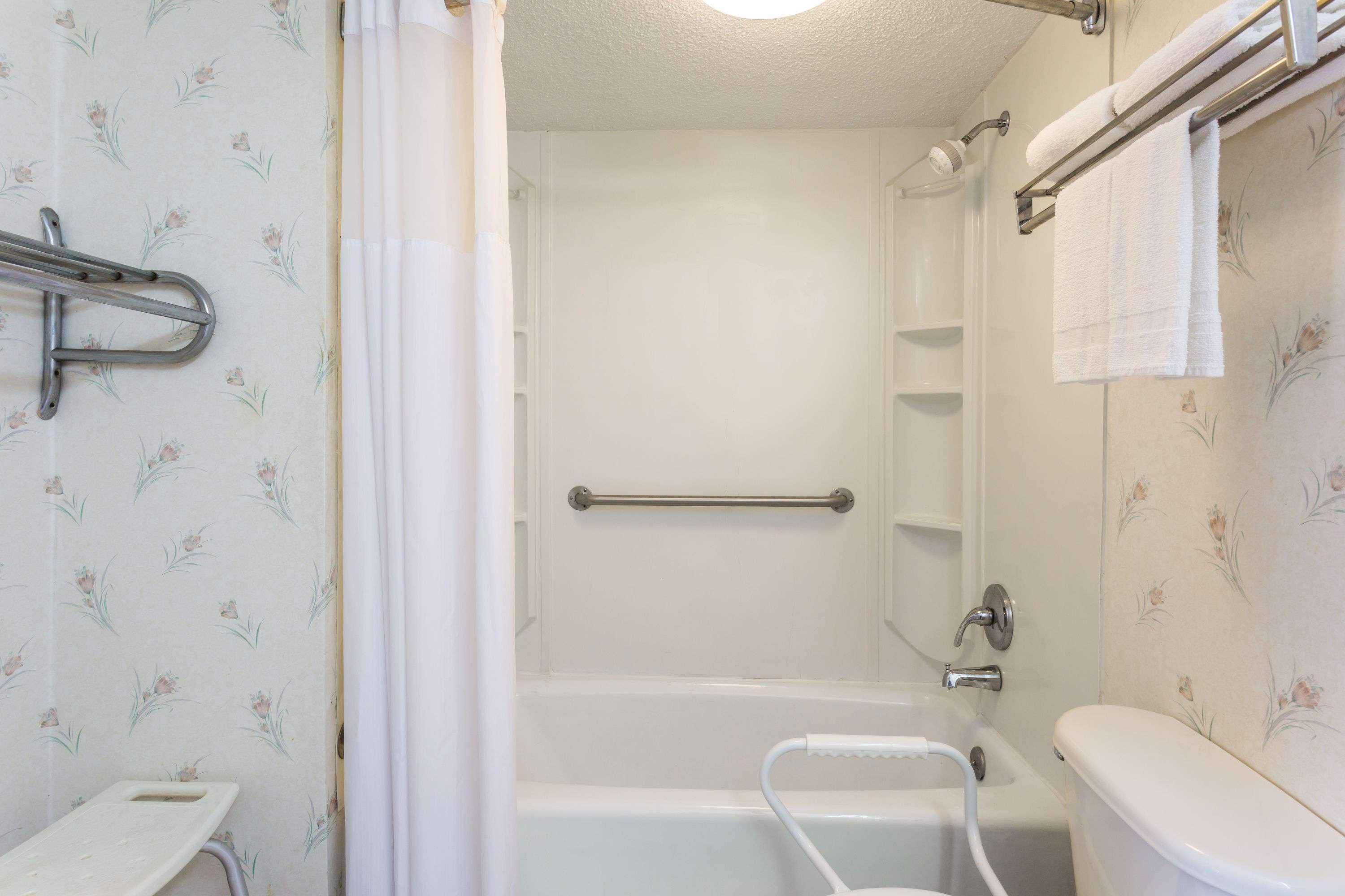 Days Inn By Wyndham Ashland Εξωτερικό φωτογραφία