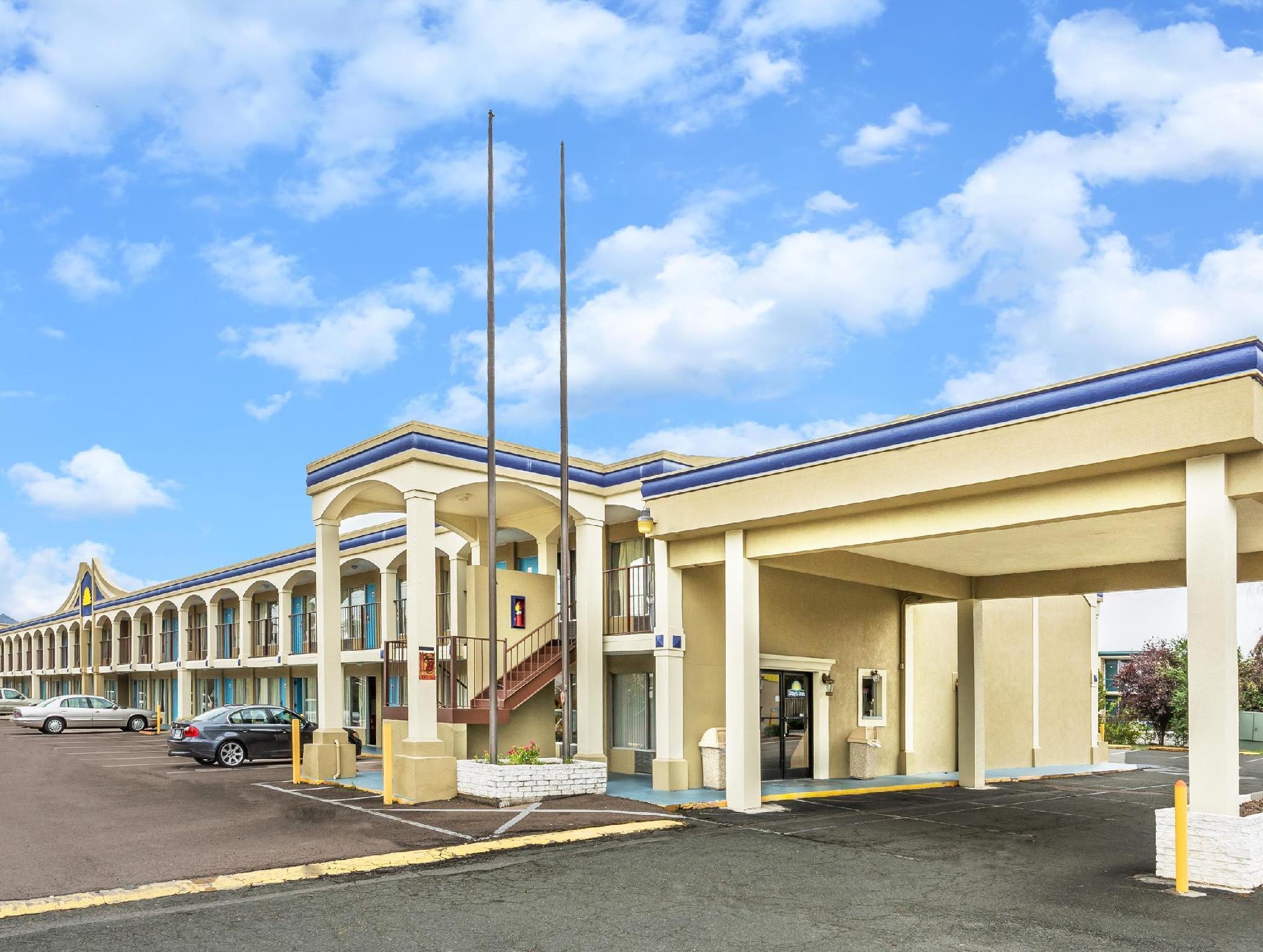 Days Inn By Wyndham Ashland Εξωτερικό φωτογραφία