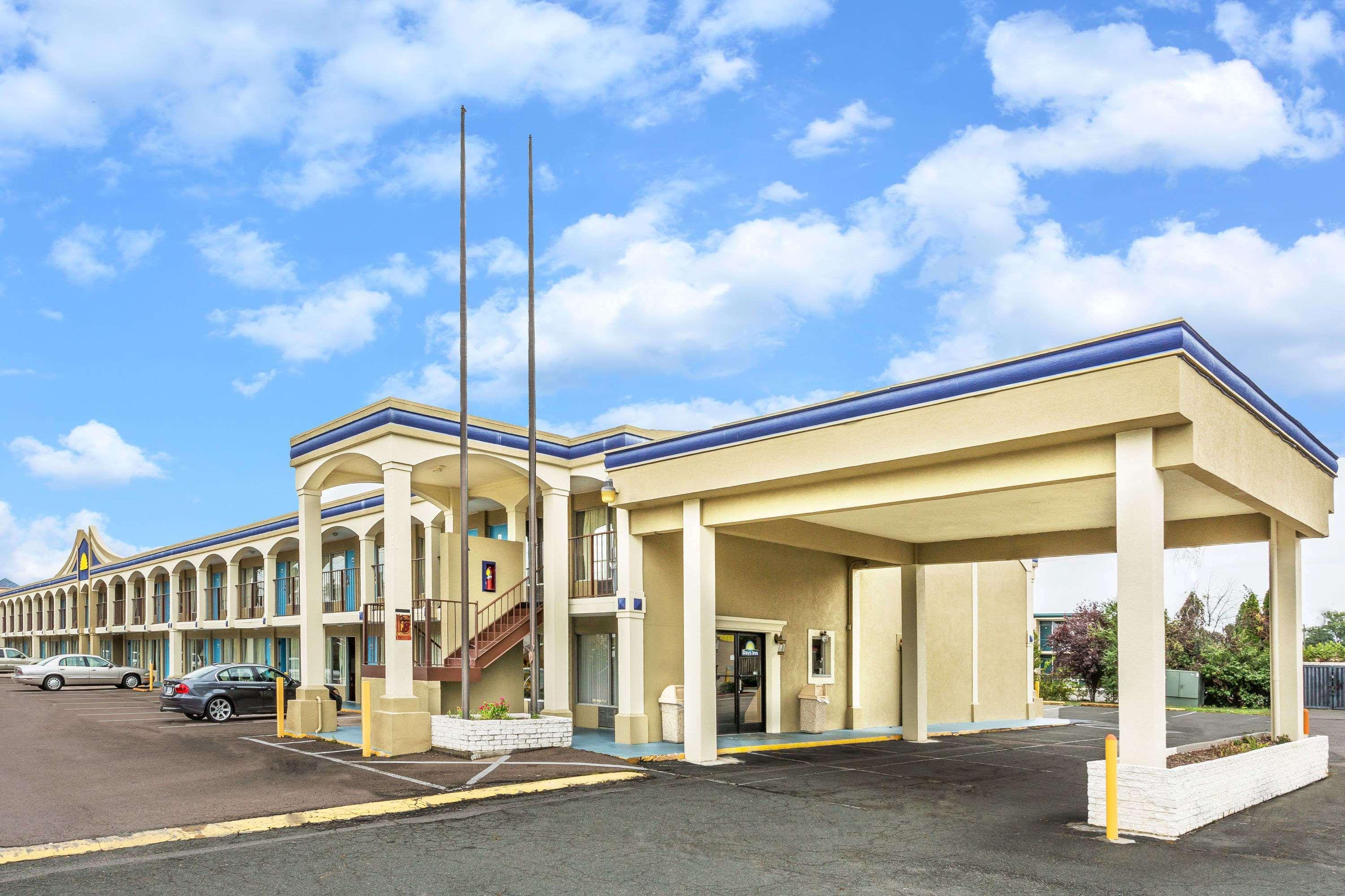 Days Inn By Wyndham Ashland Εξωτερικό φωτογραφία