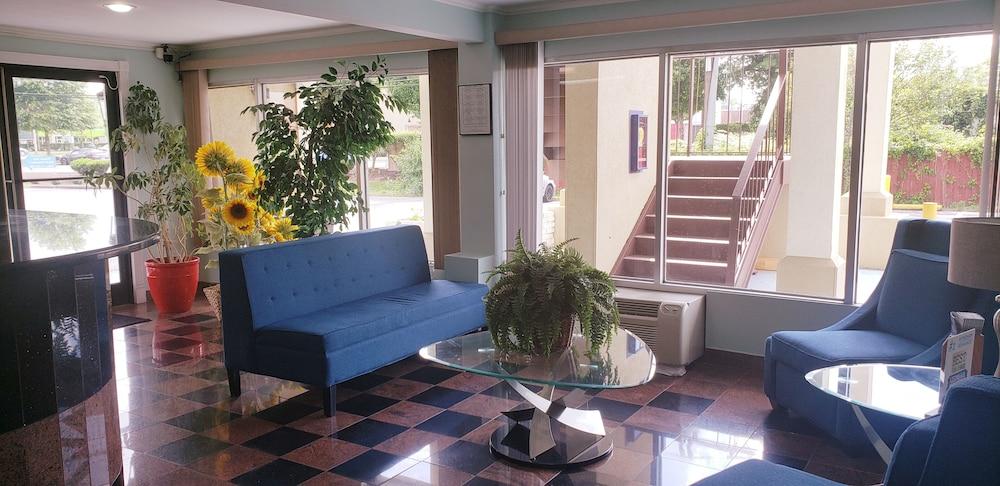 Days Inn By Wyndham Ashland Εξωτερικό φωτογραφία